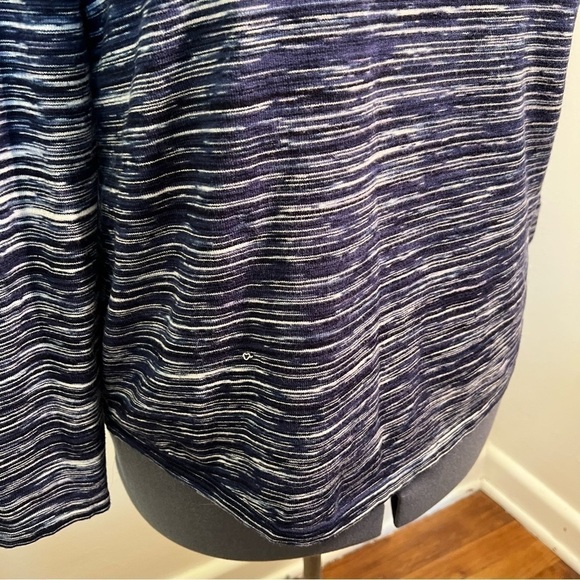 Chico’s Space Dye V-Neck Pullover Sweater Blue - Picture 8 of 14